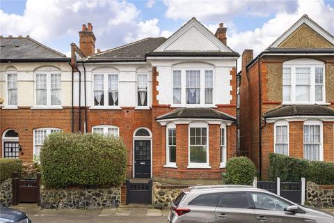 Bishopsthorpe Road, Sydenham, SE26