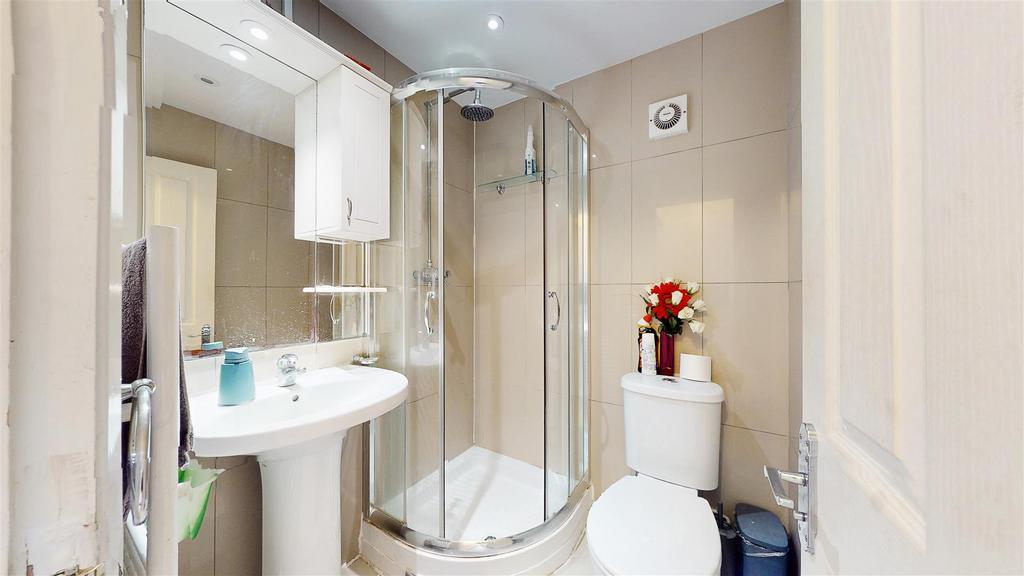 Shower room.jpg