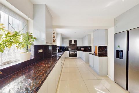 5 bedroom semi-detached house for sale, Beverley Gardens, Wembley