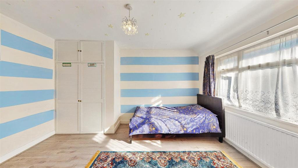 Bedroom 3.jpg