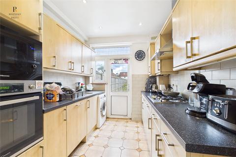 14 Gomshall Avenue, Wallington, SM6 8NY