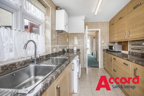 22 Helmsdale Road, Romford, RM1 4DW
