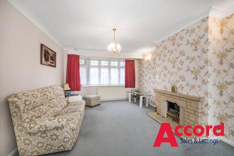 22 Helmsdale Road, Romford, RM1 4DW