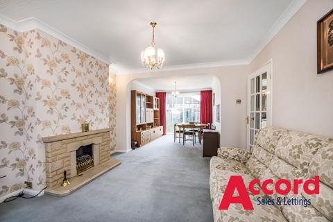 22 Helmsdale Road, Romford, RM1 4DW