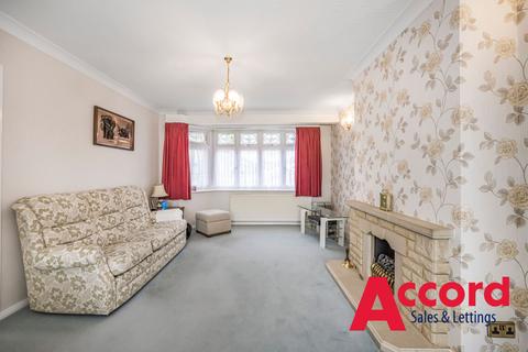 22 Helmsdale Road, Romford, RM1 4DW