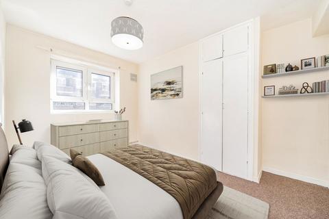 3 bedroom flat for sale, Maitland Park Villas, London NW3