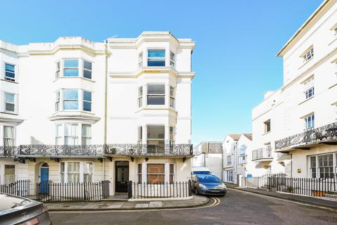 Studio for sale, Bloomsbury Place, Brighton, BN2