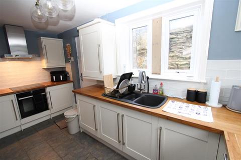 undefined, Queen Street, Gomersal, Cleckheaton