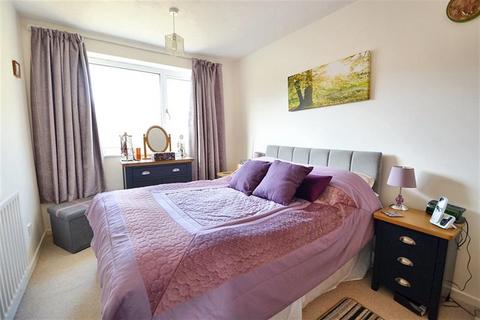 2 bedroom end of terrace house for sale, Badger Farm
