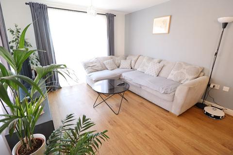 8 Campbell Court Brook Mead, Basildon, SS15 6JH