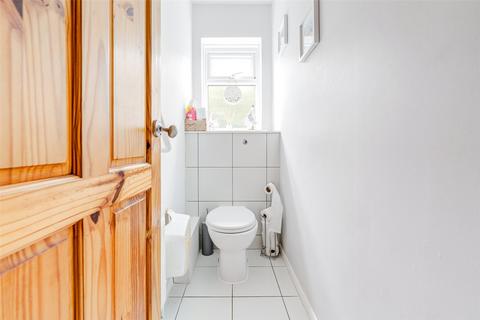 2 bedroom flat for sale, Ferringham Lane, Ferring, Worthing, West Sussex, BN12