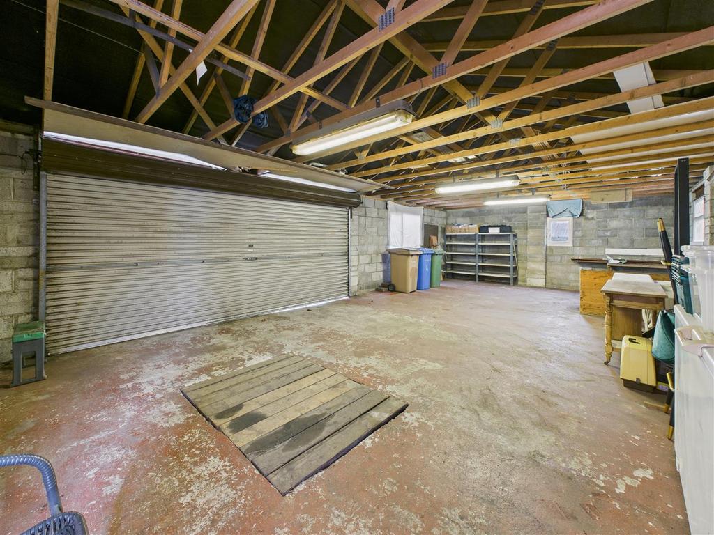 Garage Block