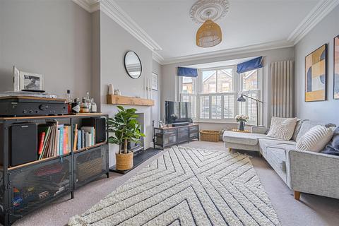 10 Bockhampton Road, Kingston Upon Thames, KT2 5JU