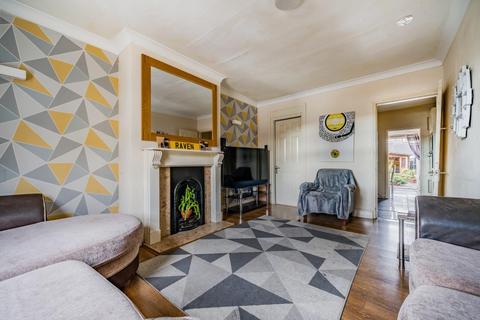 3 bedroom terraced house for sale, May Street, Snodland
