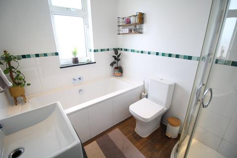 3 bedroom terraced house for sale, Ross Road, London, South Norwood, SE25