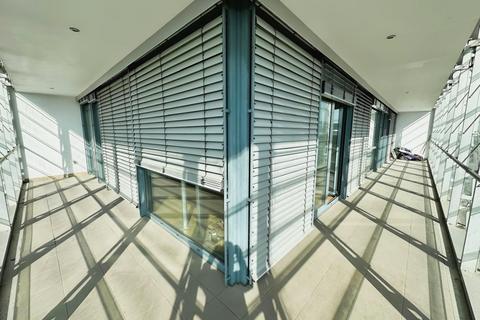 Flat 701, 1 Deansgate, Manchester, M3 1AZ