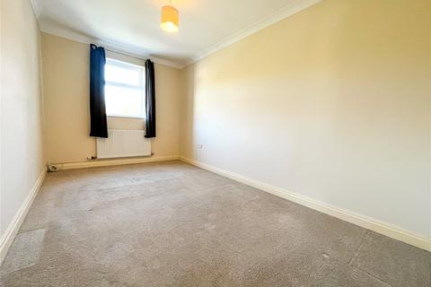 5 Frenches Court, Greenfield, Oldham, OL3 7AB