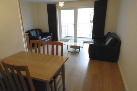 2 bedroom flat to rent, Calais House, Penstone Court, Century Wharf