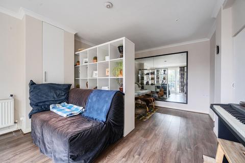 3 bedroom end of terrace house for sale, Warwick Road, New Barnet, Hertfordshire, EN5