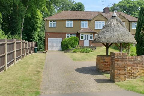 Church Hill, Bedmond