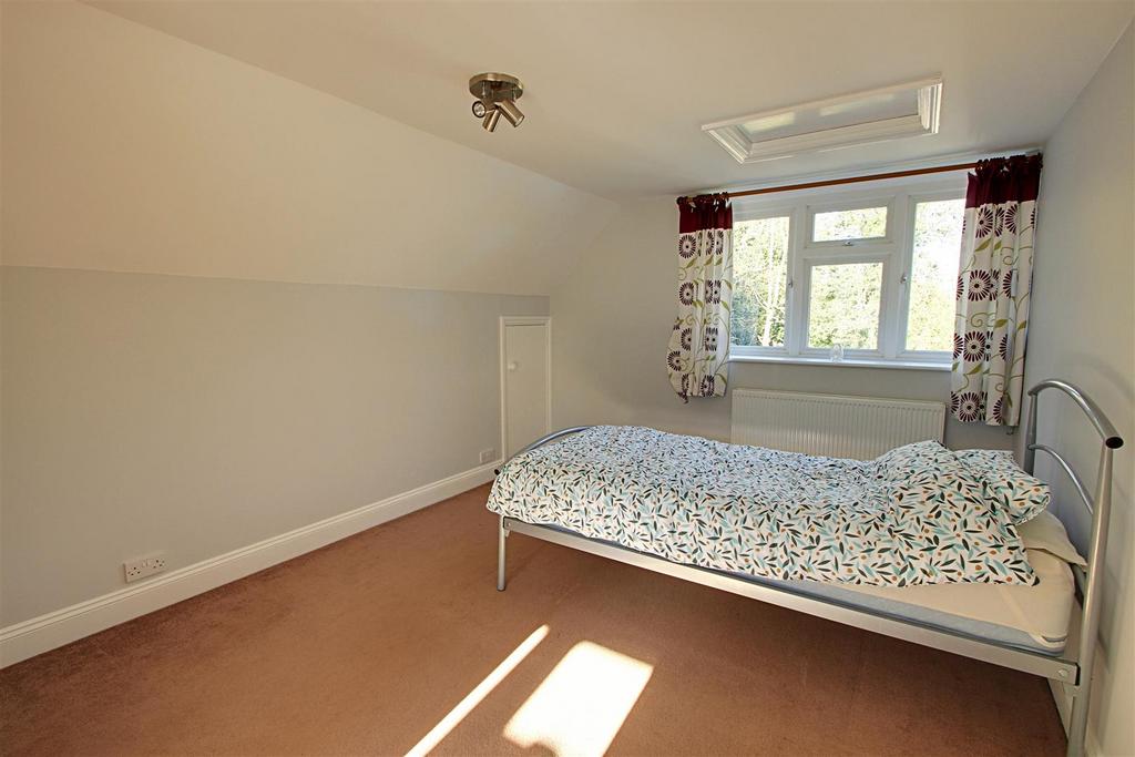 Annexe Main Bedroom.jpg
