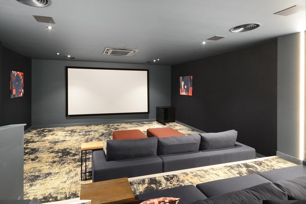 Lounge 3