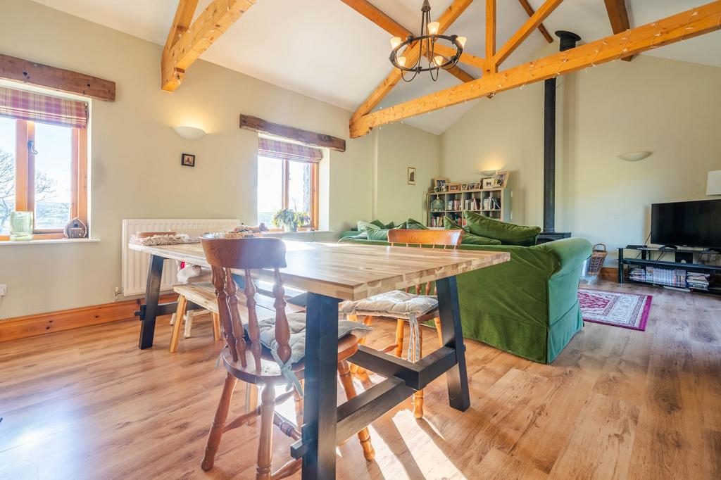 Sitting dining room