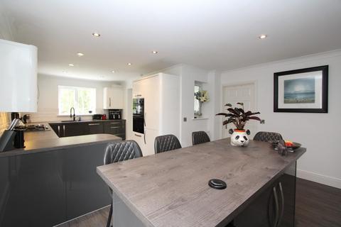 5 bedroom detached house for sale, Wellington Drive, Wynyard