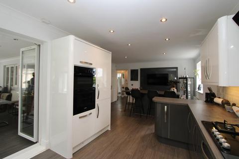 5 bedroom detached house for sale, Wellington Drive, Wynyard