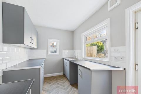 3 bedroom terraced house for sale, Medina Avenue, Bridlington