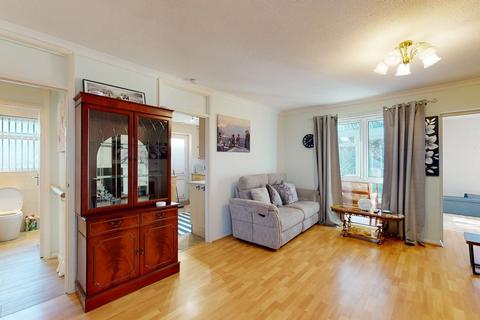 21 Detling Avenue, Broadstairs, CT10 1SL