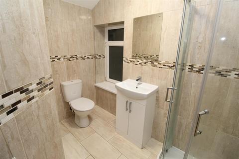 5 bedroom house to rent, Kingsland Terrace, Pontypridd CF37