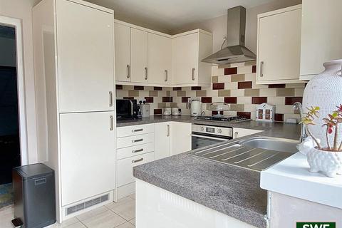 8 Balmoral Road, Wolverhampton, WV4 5SZ