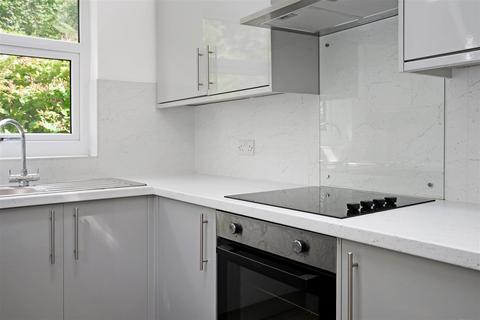 85 Wellcarr Road, Sheffield, S8 8QP