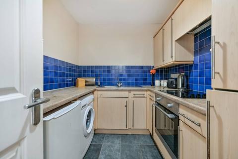 63 Hillary Drive, Isleworth, TW7 7EG