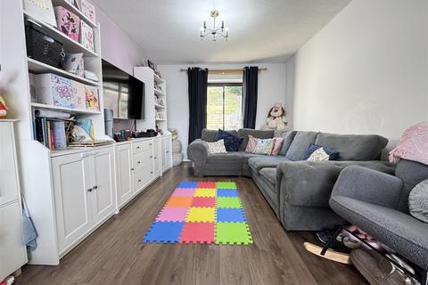 79 Burnham Road, Birmingham, B44 8HX