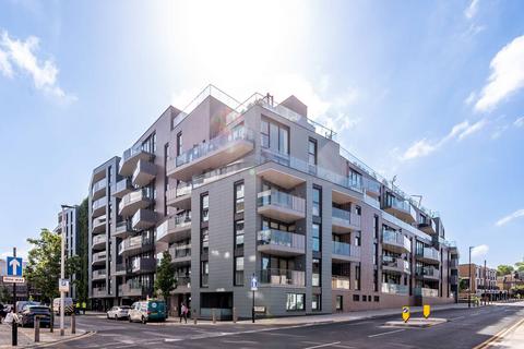 Hawthorne Crescent, Greenwich, London, SE10