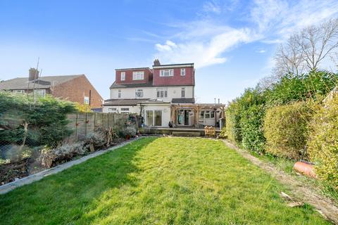 18 Maberley Road, Beckenham, BR3 4DX