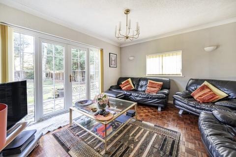 6 bedroom detached house for sale, Parsonage Lane, Farnham Common, Buckinghamshire, SL2