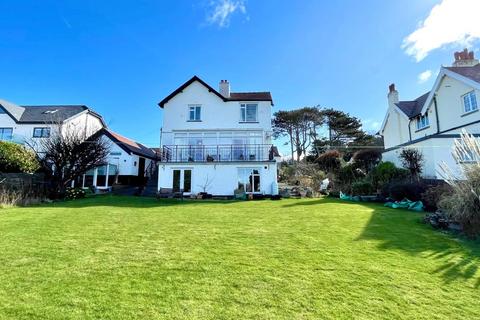 4 bedroom detached house for sale, Bryn Y Bia Road, Craigside, Llandudno