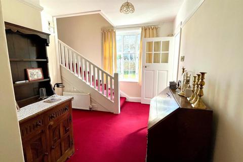 4 bedroom detached house for sale, Bryn Y Bia Road, Craigside, Llandudno