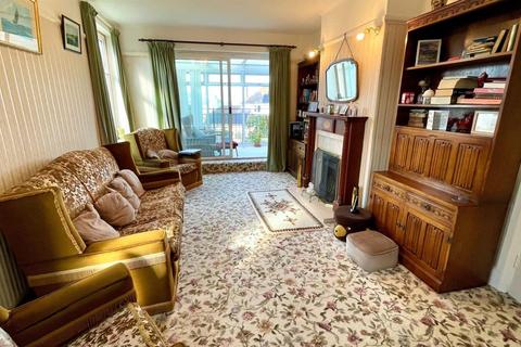 4 bedroom detached house for sale, Bryn Y Bia Road, Craigside, Llandudno