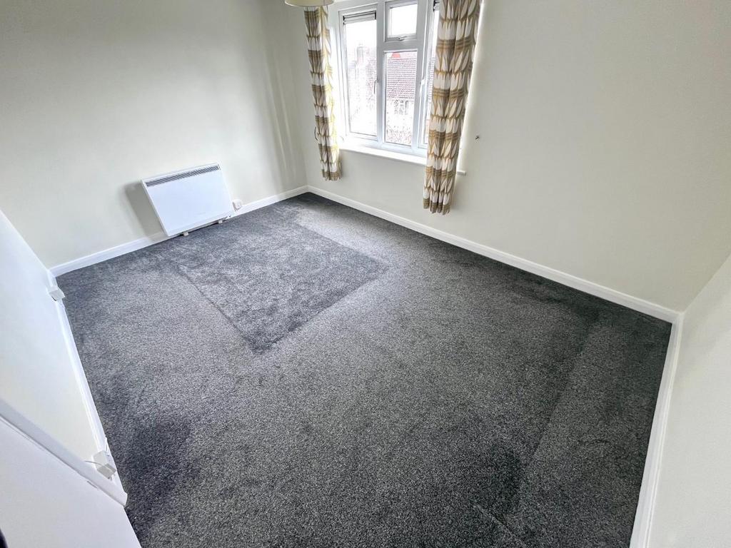 BEDROOM 1.2.jpg