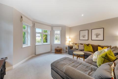 Flat 2, Long Orchards Copthill Lane, Kingswood, Tadworth, KT20 6HN