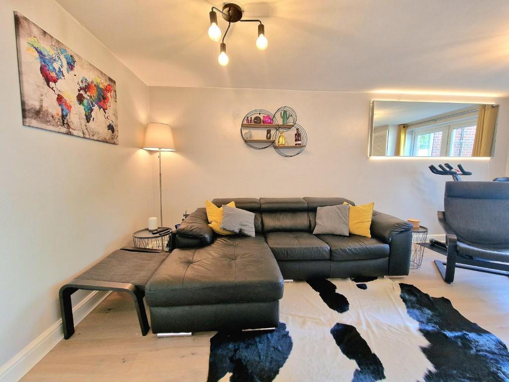 Living / Dining Room