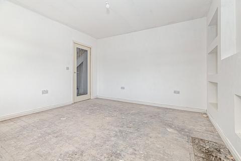 12 Dumbrock Drive, Strathblane, Glasgow, G63 9DN
