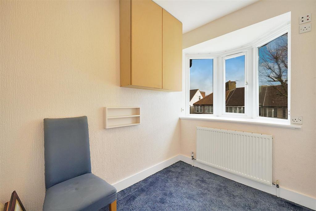 23 Horsenden Crescent - ZVTRIwrq X4 Ay UXs Th RHJ.jpg