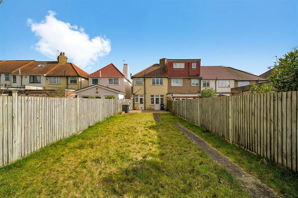 23 Horsenden Crescent - z V9x QWhuu3 Frb GUr67t D.jpg