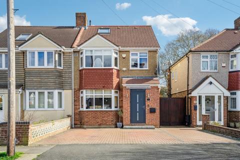 4 bedroom semi-detached house for sale, Princes Way, South Ruislip