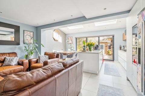4 bedroom semi-detached house for sale, Princes Way, South Ruislip